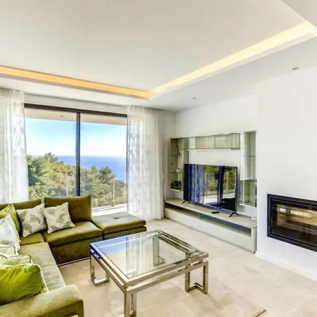Modern Detached Carvoeiro *